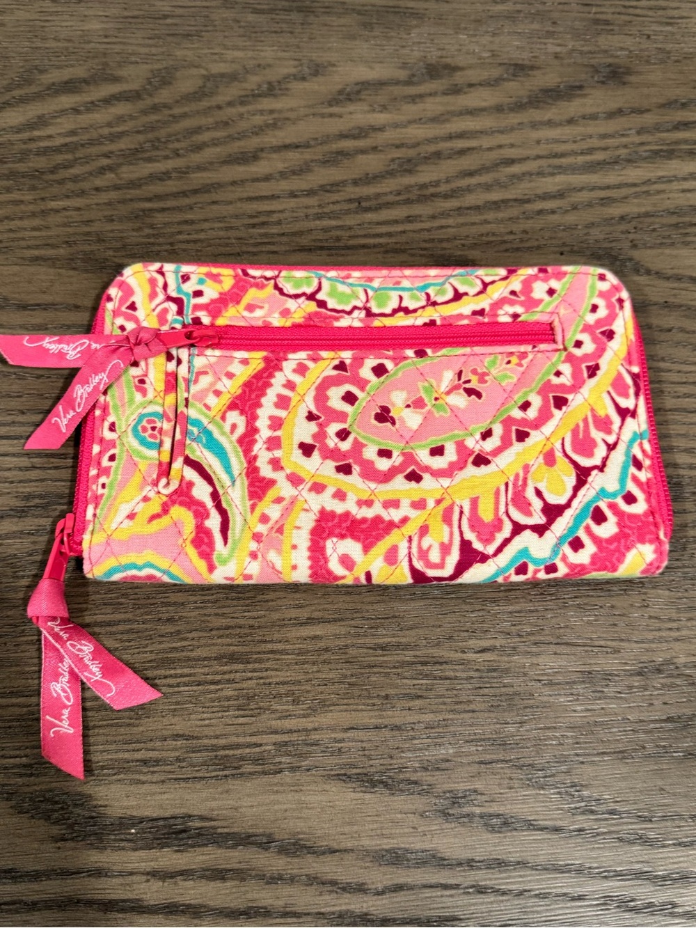 Vera Bradley Hot Pink Multicolor Paisley Zip Card Holder - Picture 2 of 3
